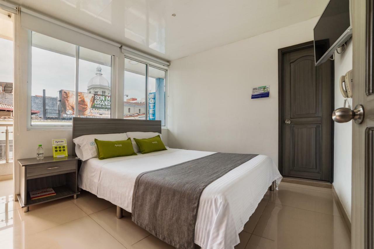Ayenda 1121 Exito Otel Pereira Dış mekan fotoğraf