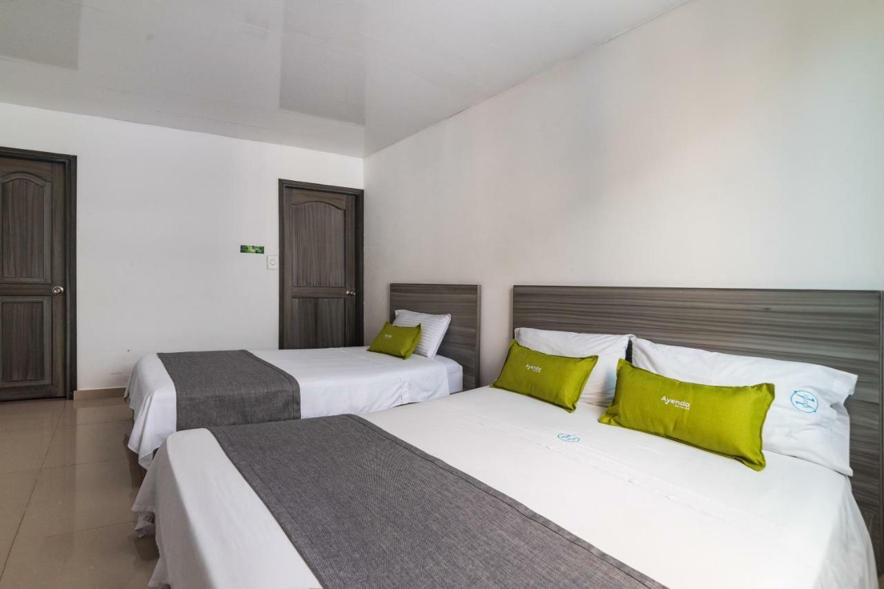 Ayenda 1121 Exito Otel Pereira Dış mekan fotoğraf